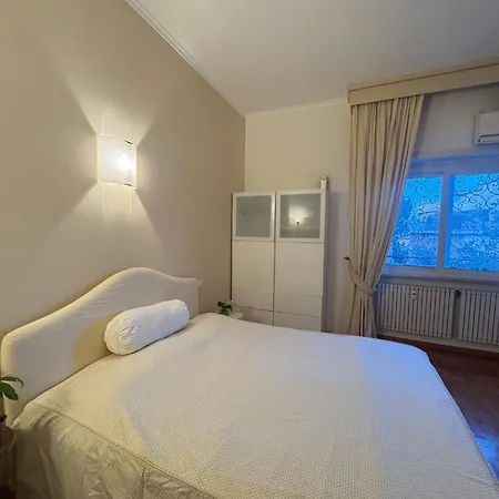 4m Apartment *