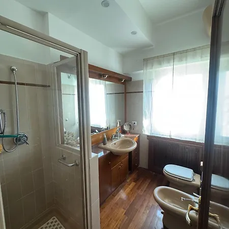 4m Apartment