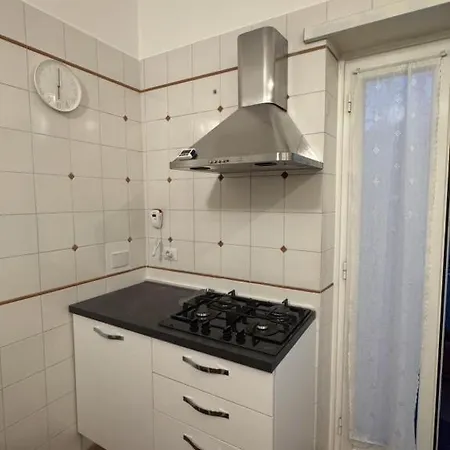 4m Apartment *